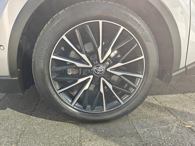 Occasion Toyota C-HR 98 PK (72 kW) 2016 Grijs, metallic lak SUV