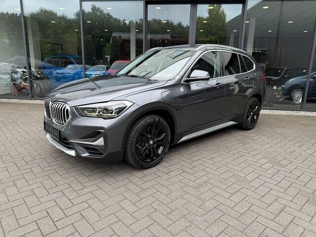 Grijs Gebruikt 2020 BMW X1 SUV | € 25.500 (Iets duurder) - Afbeelding 1/4