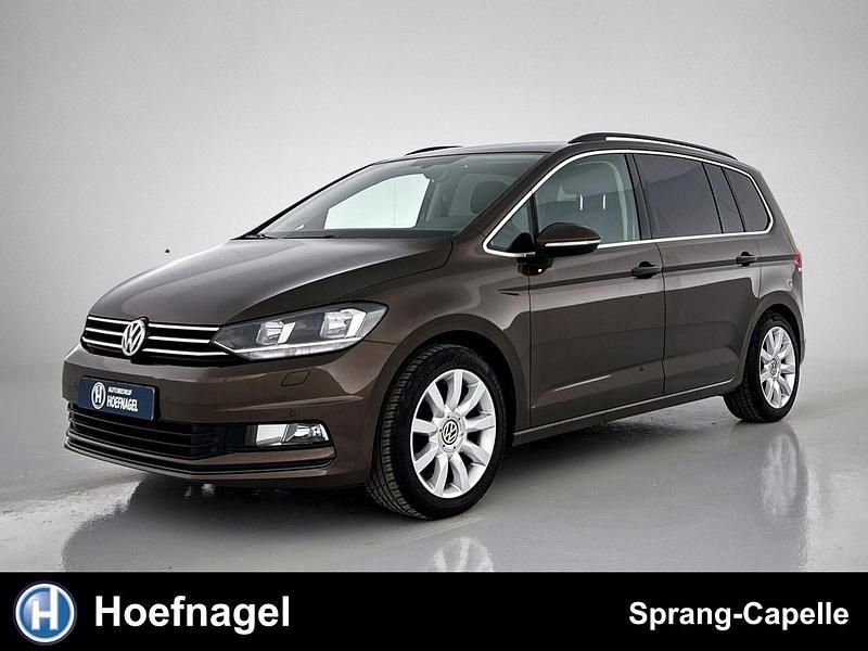 Bruin Gebruikt 2016 VW Touran Comfortline MPV | € 19.950 (Eerlijke prijs) - Afbeelding 1/3