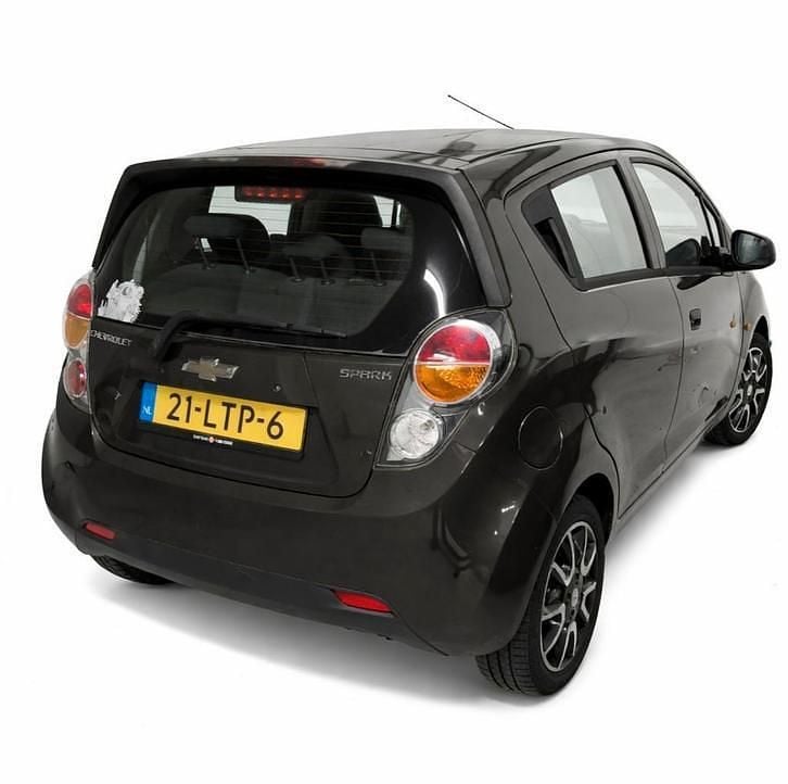 Occasion 2010 Chevrolet Spark Hatchback | € 1.495 (Goede deal) - Afbeelding 1/4