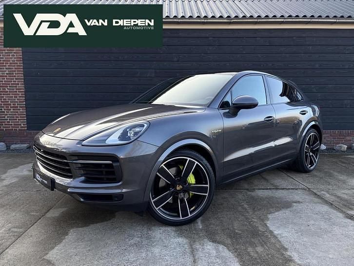 Grijs Occasion 2020 Porsche Cayenne Sport SUV | € 69.845 (Super prijs) - Afbeelding 1/4