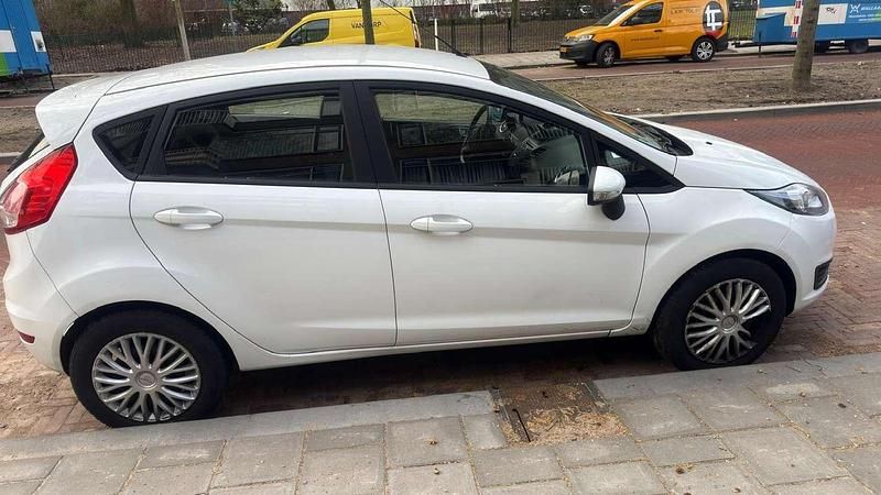 Occasion Ford Fiesta Style 65 PK (47 kW) 2015 Wit Hatchback