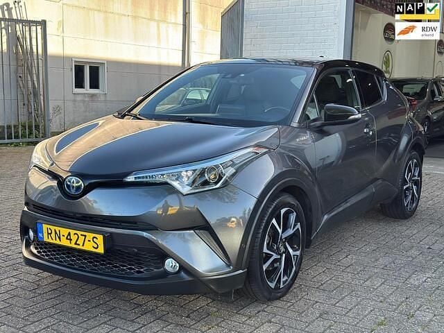 Grijs Gebruikt 2017 Toyota C-HR Plus SUV | € 15.950 (Eerlijke prijs) - Afbeelding 1/4
