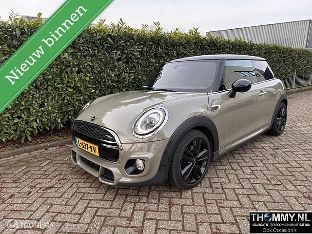 Occasion Mini Cooper 136 PK (100 kW) 2018 Grijs Hatchback