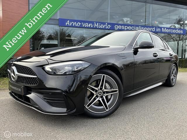 Occasion Mercedes C180 AMG line 170 PK (125 kW) 2021 Zwart Sedan