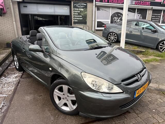 Occasion Peugeot 307 CC 136 PK (100 kW) 2004 Grijs Cabriolet