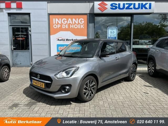 Grijs Gebruikt 2022 Suzuki Swift Style Hatchback | € 17.945 (Iets duurder) - Afbeelding 1/4