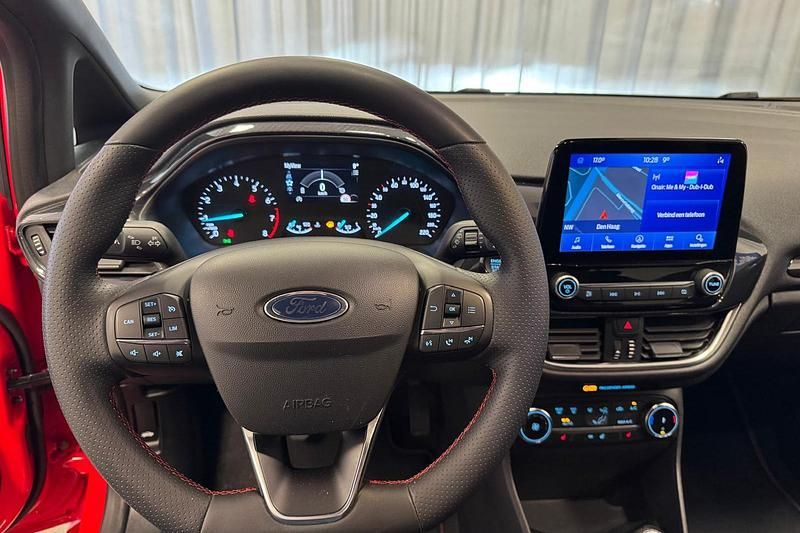 Occasion Ford Fiesta ST-Line X 125 PK (91 kW) 2022 Rood Hatchback