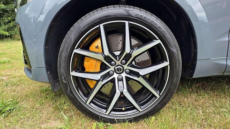 Grijs Gebruikt 2024 Volvo XC60 SUV | € 68.900 - Afbeelding 1/4