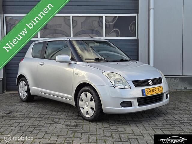 Occasion Suzuki Swift GLS 92 PK (67 kW) 2005 Grijs Hatchback