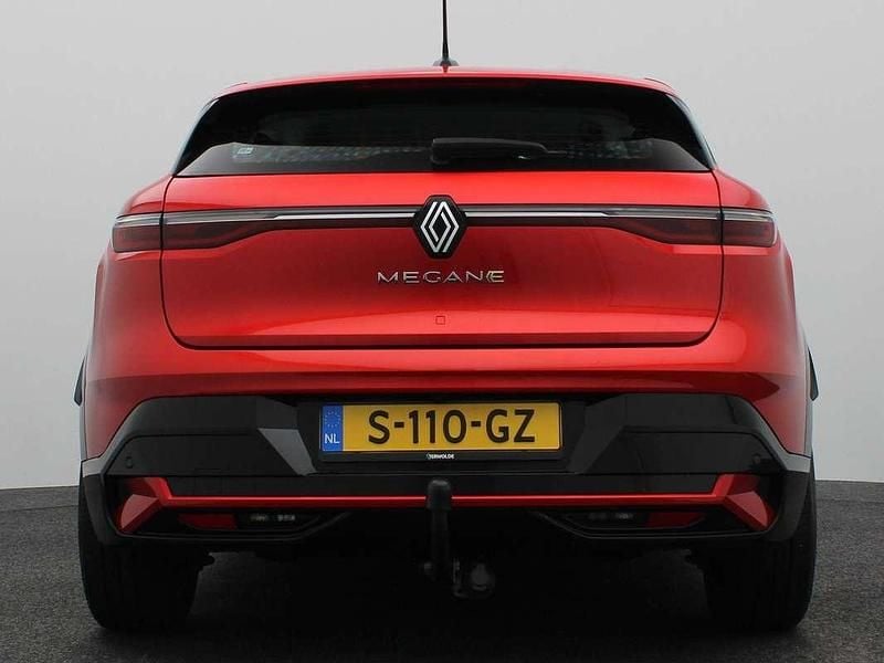 Occasion Renault Megane E-Tech Evolution 160 kW (218 PK) 2023 Rouge flamme nnp Hatchback
