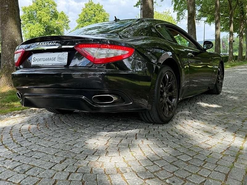 Occasion Maserati Granturismo GT 441 PK (324 kW) 2009 Zwart, metallic lak Coupé
