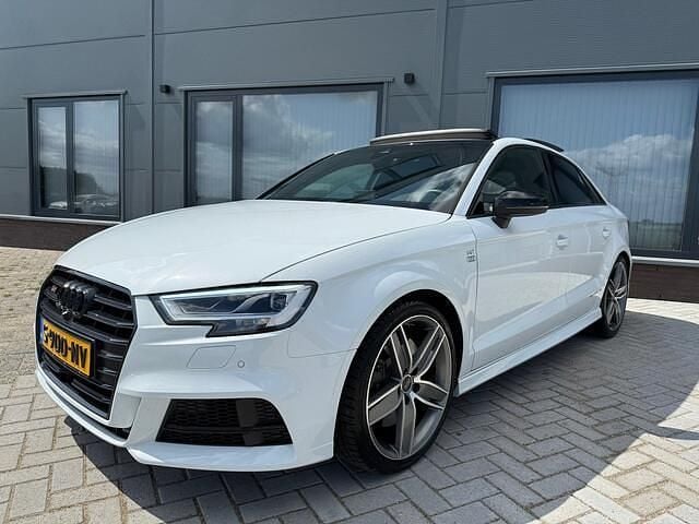 Wit Gebruikt 2016 Audi S3 Premium Sedan | € 24.950 (Eerlijke prijs) - Afbeelding 1/4
