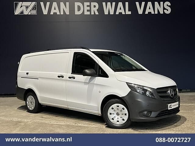 Wit Gebruikt 2020 Mercedes Vito MPV | € 17.900 (Goede deal) - Afbeelding 1/4