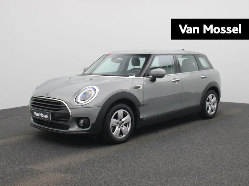 Grijs Gebruikt 2022 Mini Cooper Clubman Essential Stationwagen | € 24.400 (Eerlijke prijs) - Afbeelding 1/4