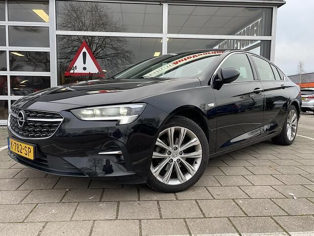 Occasion Opel Insignia Business Elegance 122 PK (89 kW) 2021 Zwart Hatchback