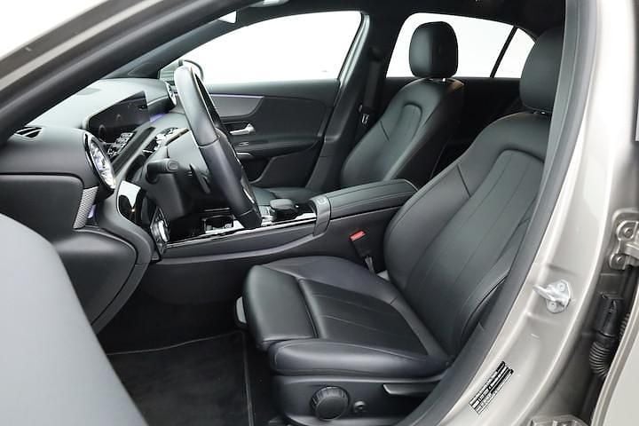 Occasion Mercedes A250 Business 218 PK (160 kW) 2020 Grijs Hatchback