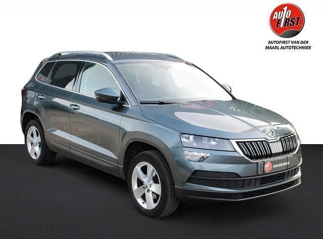 Grijs (metallic) Gebruikt 2020 Skoda Karoq SUV | € 19.450 (Eerlijke prijs) - Afbeelding 1/4