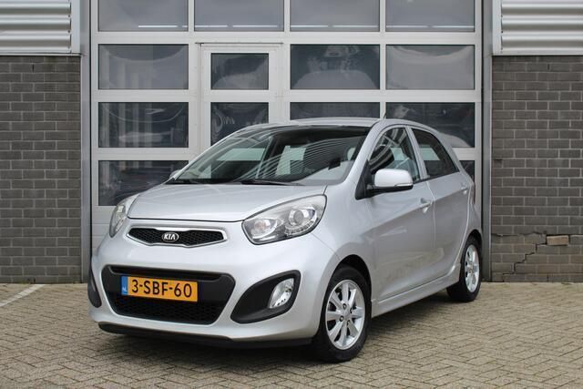 Grijs Occasion 2013 Kia Picanto Plus Hatchback | € 6.950 (Iets duurder) - Afbeelding 1/4
