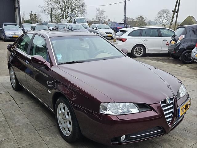 Occasion Alfa Romeo 166 Impression 150 PK (110 kW) 2004 Rood Sedan