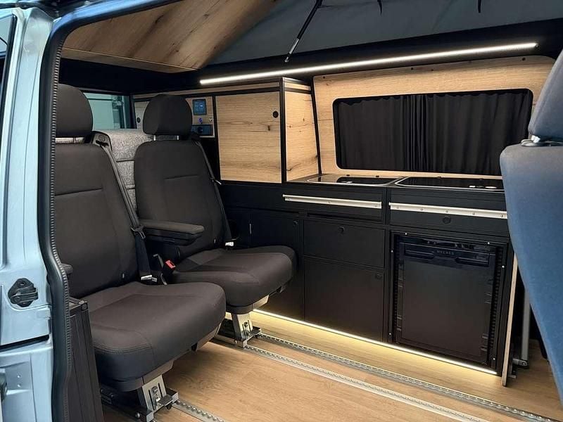 Zilver Occasion 2018 VW California California Van | € 46.750 - Afbeelding 1/4