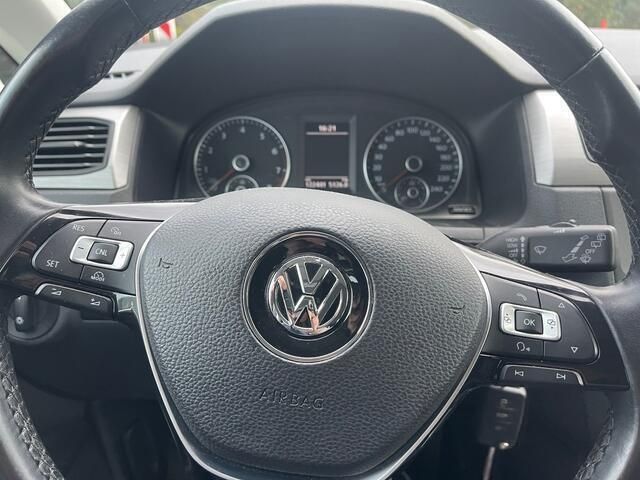 Zwart Gebruikt 2018 VW Caddy Trendline MPV | € 21.950 (Duur) - Afbeelding 1/4