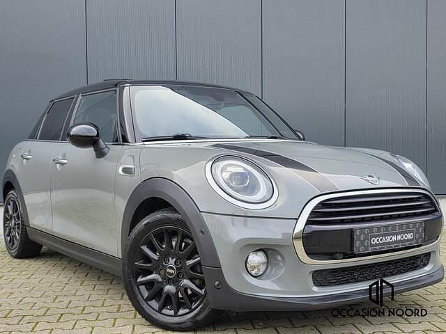 Grijs Gebruikt 2019 Mini Cooper Chili Hatchback | € 18.985 (Iets duurder) - Afbeelding 1/4