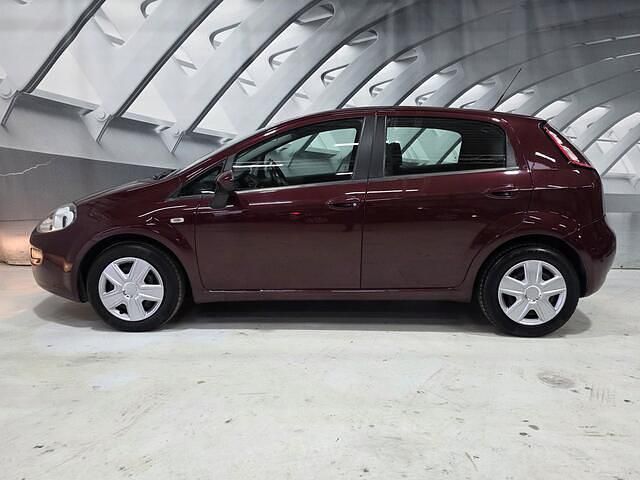 Occasion Fiat Punto Evo Dynamic 78 PK (57 kW) 2013 Paars Hatchback