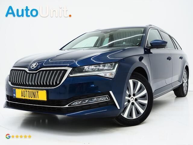 Blauw, metallic lak Gebruikt 2021 Skoda Superb Stationwagen | € 22.840 (Goede deal) - Afbeelding 1/4