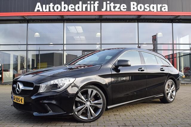 Zwart Occasion 2015 Mercedes CLA180 Shooting Brake Ambition Stationwagen | € 14.950 (Eerlijke prijs) - Afbeelding 1/4