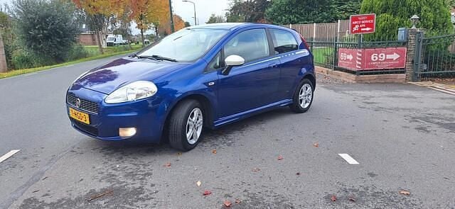 Blauw Gebruikt 2008 Fiat Grande Punto Hatchback | € 1.750 (Eerlijke prijs) - Afbeelding 1/4