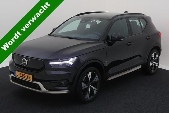 Zwart Gebruikt 2020 Volvo XC40 R-Design SUV | € 29.900 (Eerlijke prijs) - Afbeelding 1/4