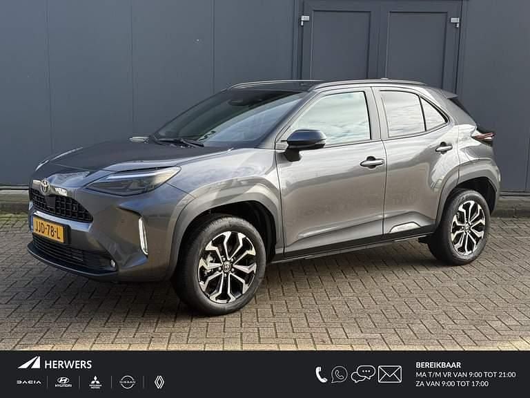 (1g3) marlingrau metallic (grijs metallic) Nieuw 2025 Toyota Yaris Hybrid SUV | € 30.735 (Super prijs) - Afbeelding 1/4