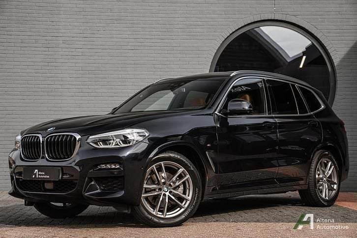 Zwart Gebruikt 2020 BMW X3 Executive SUV | € 34.950 (Eerlijke prijs) - Afbeelding 1/4