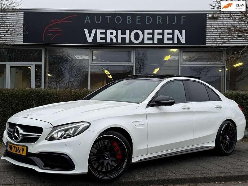 Wit (metallic) Occasion 2017 Mercedes C63S AMG AMG Sedan | € 44.950 (Eerlijke prijs) - Afbeelding 1/4