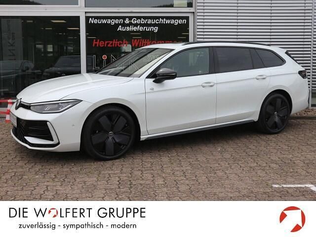 Overige Occasion 2024 VW Passat R-line Sedan | € 51.881 (Eerlijke prijs) - Afbeelding 1/4
