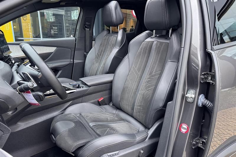 Occasion Peugeot 3008 Business-Line 300 PK (220 kW) 2022 Grijs SUV