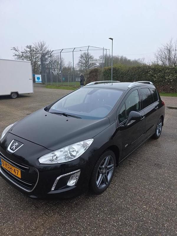 Occasion 2013 Peugeot 308 Stationwagen | € 3.250 (Super prijs) - Afbeelding 1/4
