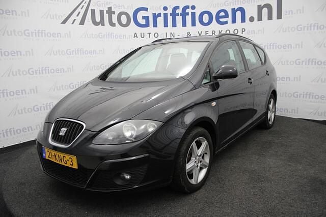 Zwart Gebruikt 2010 Seat Altea XL MPV | € 2.790 (Goede deal) - Afbeelding 1/4
