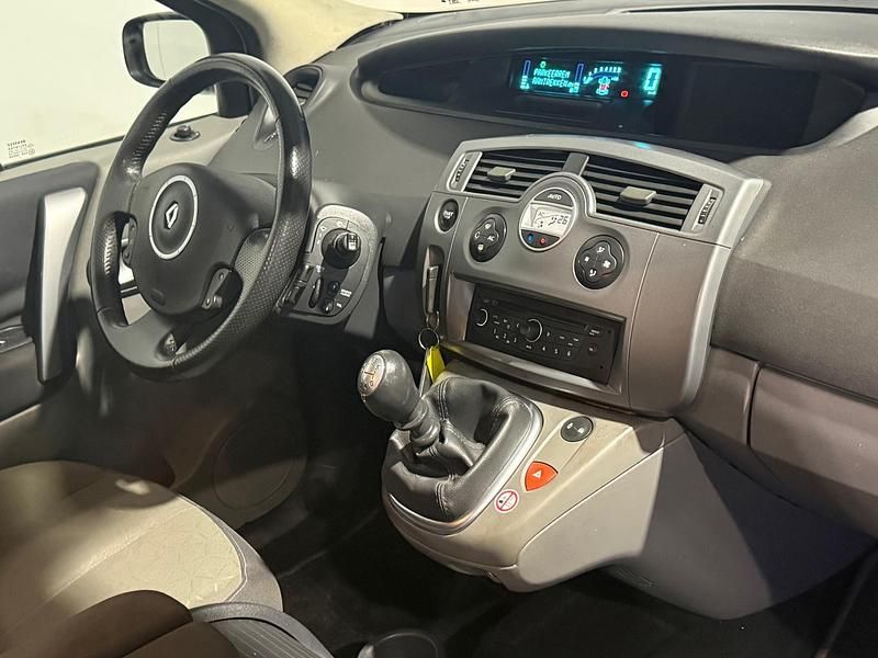 Occasion Renault Grand Scénic II Business 112 PK (82 kW) 2008 Grijs MPV