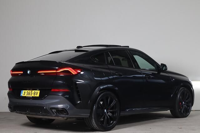 Occasion BMW X6 M Sport 381 PK (280 kW) 2023 Zwart (metallic) SUV