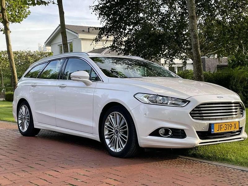 Occasion Ford Mondeo Titanium 179 PK (131 kW) 2015 Wit Stationwagen