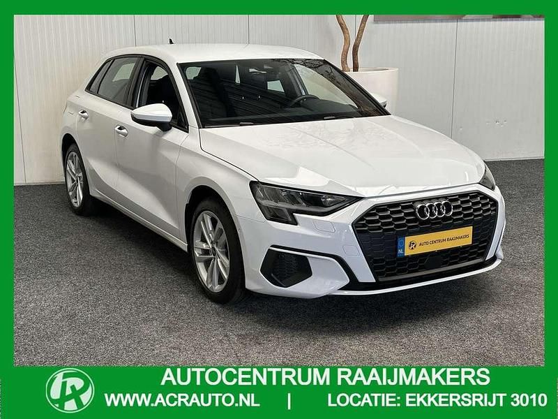 Wit Gebruikt 2022 Audi A3 Sportback e-tron Hatchback | € 24.440 (Goede deal) - Afbeelding 1/4