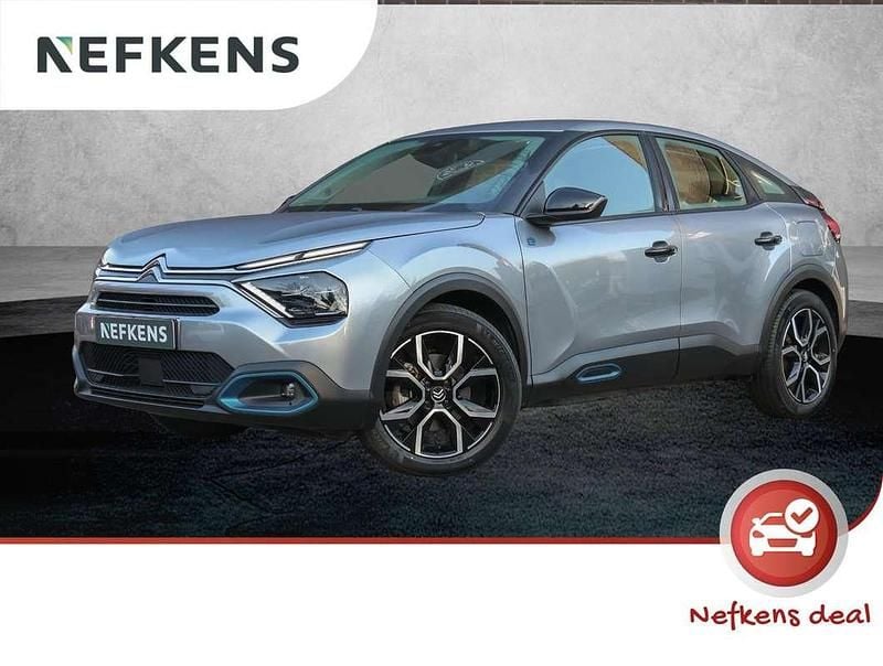 Grijs, metallic lak Gebruikt 2022 Citroën e-C4 Feel SUV | € 16.980 (Goede deal) - Afbeelding 1/3