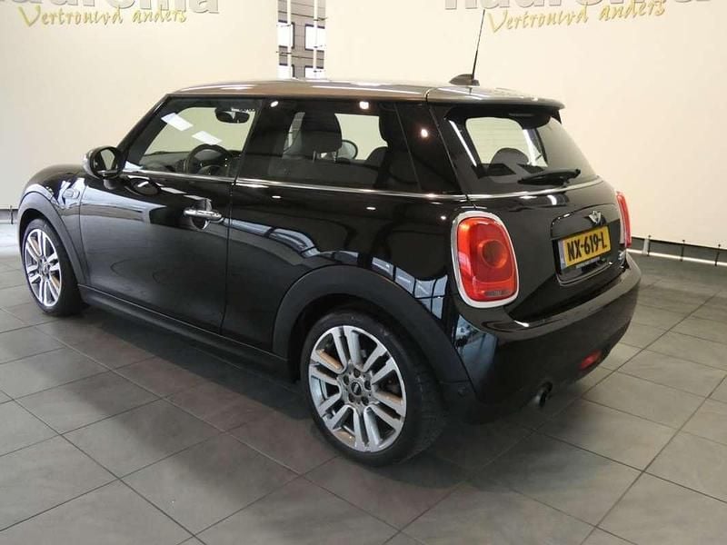 Occasion Mini Cooper Salt 136 PK (100 kW) 2017 Zwart (metallic) Hatchback