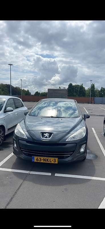 Grijs Gebruikt 2010 Peugeot 308 MPV | € 500 (Super prijs) - Afbeelding 1/1