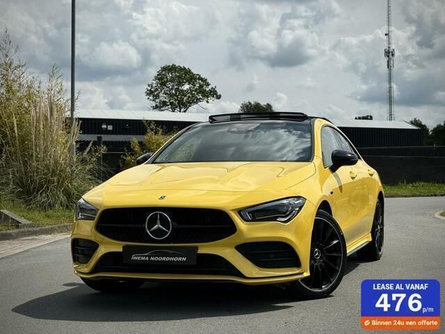 Geel Gebruikt 2021 Mercedes CLA250 AMG Sedan | € 34.950 (Eerlijke prijs) - Afbeelding 1/4