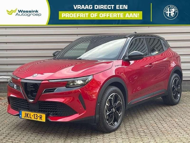 Occasion Alfa Romeo GT Junior Edizione Speciale 61 kW (84 PK) 2025 Rood (metallic) Hatchback