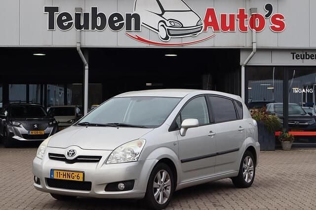 Grijs Gebruikt 2009 Toyota Verso Luna MPV | € 2.995 (Goede deal) - Afbeelding 1/4