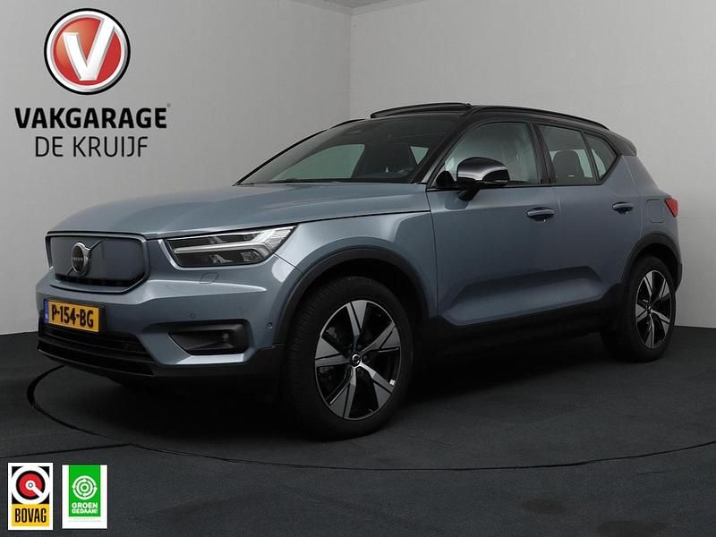 Grijs Occasion 2022 Volvo XC40 Pro SUV | € 29.950 (Super prijs) - Afbeelding 1/4